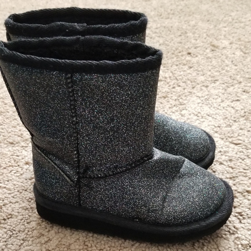 Black Glitter boots w/Faux Fur Lining